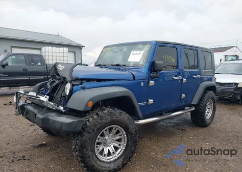 2010 Jeep Wrangler Unlimited Sport z USA, uszkodzony, nr VIN 1J4BA3H15AL152421